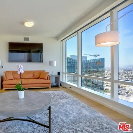 Image 3 - Metropolis Residential Tower II, Francisco Street, Los Angeles, CA 90017, USA - Condo for rent