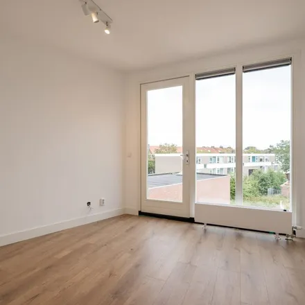 Rent this 2 bed apartment on Bergse Dorpsstraat 116A in 3054 GG Rotterdam, Netherlands