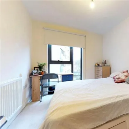 Image 3 - Lake House, Green Lanes Walk, London, N4 2GA, United Kingdom - Room for rent