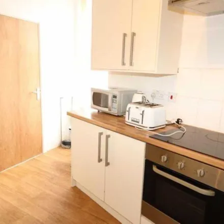 Rent this 4 bed apartment on 17 Albany Road in Liverpool, L7 8RG