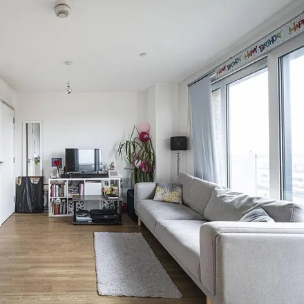 Rent this studio apartment on 2 Harston Walk in London, E3 3QD