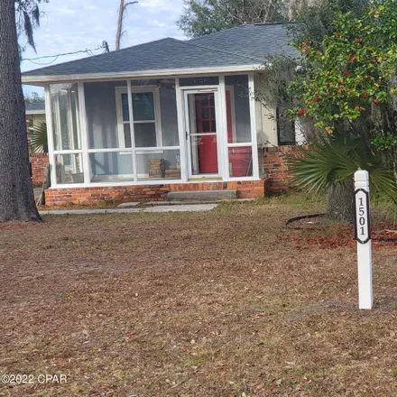 Rent this 4 bed house on 1409 Cherry Street in Cove, Panama City