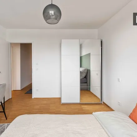 Rent this 4 bed room on Green Levels in Tübinger Straße 3, 80686 Munich