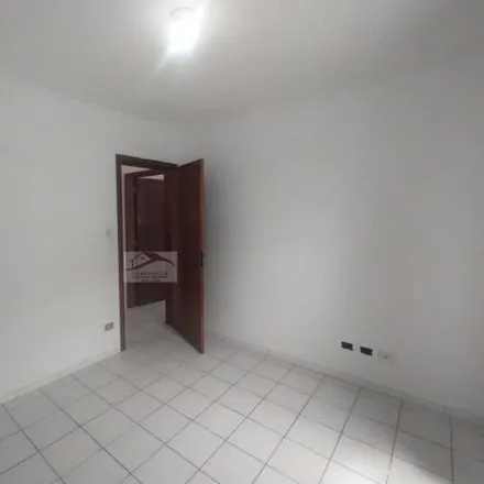 Rent this 2 bed apartment on Avenida dos Imigrantes in Quiririm, Taubaté - SP