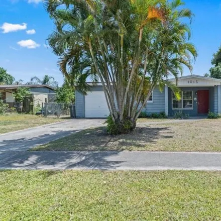 Buy this 2 bed house on 1057 Medallion Drive in Rockledge, FL 32955