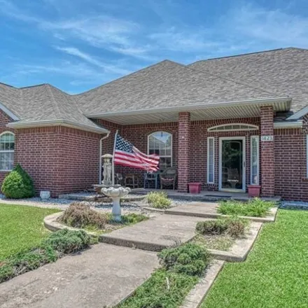 Buy this 3 bed house on 1849 Scott Street in Purcell, OK 73080
