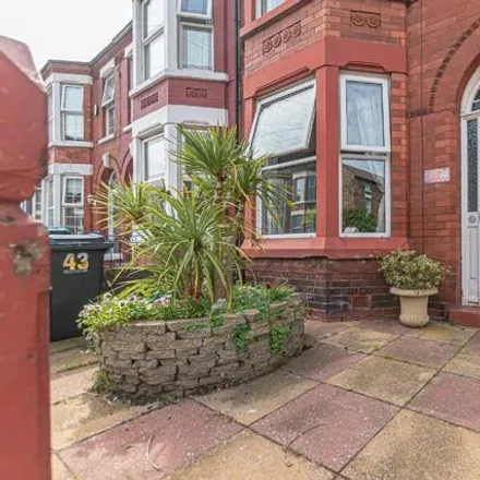 Image 2 - Beaconsfield Road, Sefton, L21 1DG, United Kingdom - Townhouse for sale