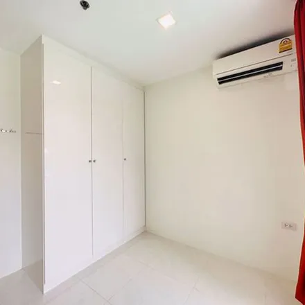 Rent this 2 bed apartment on Si Wiang Road in Bang Rak District, 10500