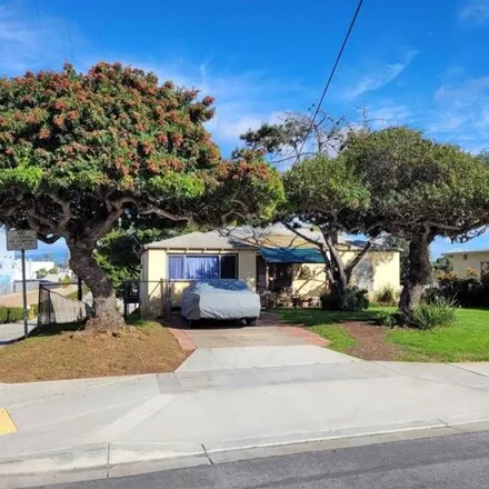 Image 2 - 759 Delaware Street, Imperial Beach, CA 91932, USA - House for sale
