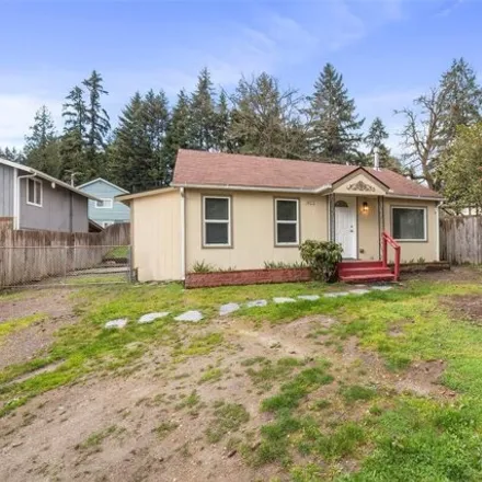 Buy this 2 bed house on 3970 Sundown Drive in Bremerton, WA 98312