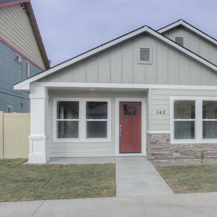 Buy this 3 bed house on 1100 Northwest 19th Street in Fruitland, Payette County