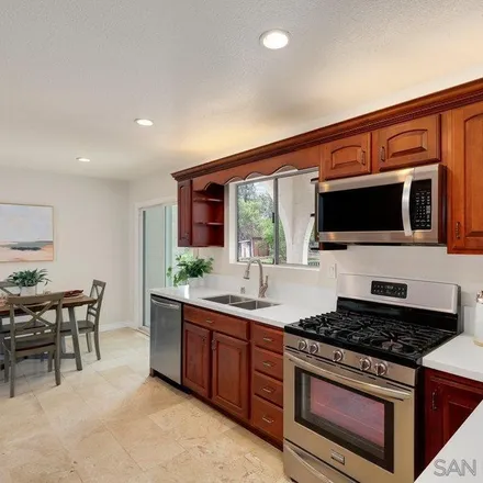 Buy this 5 bed house on 627 South Upas Street in Escondido, CA 92025