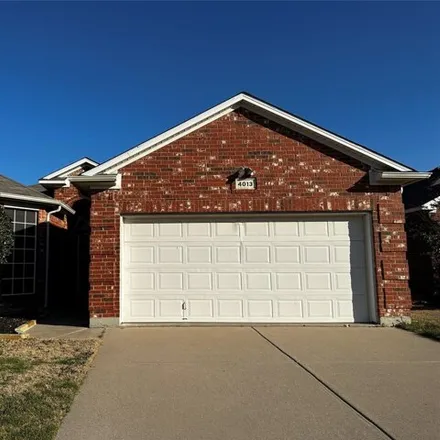 Rent this 3 bed house on 4013 Petersburg Drive in Fort Worth, TX 76244