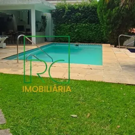 Rent this 6 bed house on Avenida das Américas 7679 in Barra da Tijuca, Rio de Janeiro - RJ