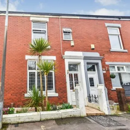 Buy this 3 bed townhouse on Lynwood Road in Blackburn, BB2 6HP