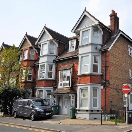 Rent this 2 bed apartment on 14 Rosslyn Road in Watford, WD18 0JP