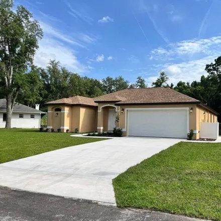 Buy this 3 bed house on 61 Sandpine Court West in Citrus County, FL 34446