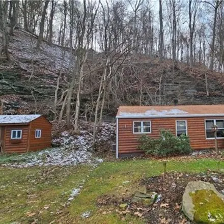 Image 5 - 605 Little Pine Creek Rd, Pittsburgh, Pennsylvania, 15223 - House for sale