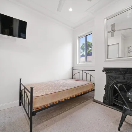 Image 3 - Caltex, Nestor Lane, Lewisham NSW 2049, Australia - Apartment for rent