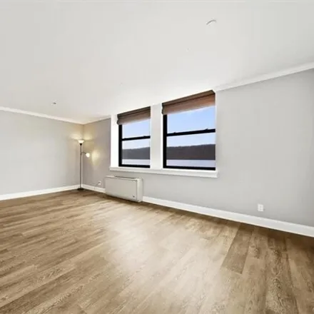 Image 6 - Scrimshaw House, 23 Water Grant Street, Ludlow, City of Yonkers, NY 10701, USA - Condo for sale