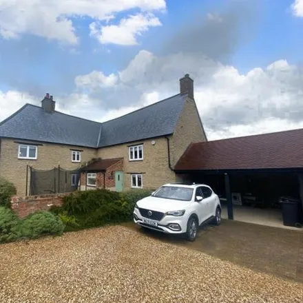 Image 1 - Dychurch Lane, Bozeat, NN29 7JP, United Kingdom - House for sale