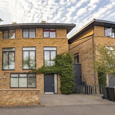 Buy this 5 bed house on St. Mary's Road in London, SW19 7BT