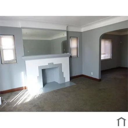 Rent this 4 bed apartment on Woodward / Gratiot NS (NB) in Woodward Avenue, Detroit