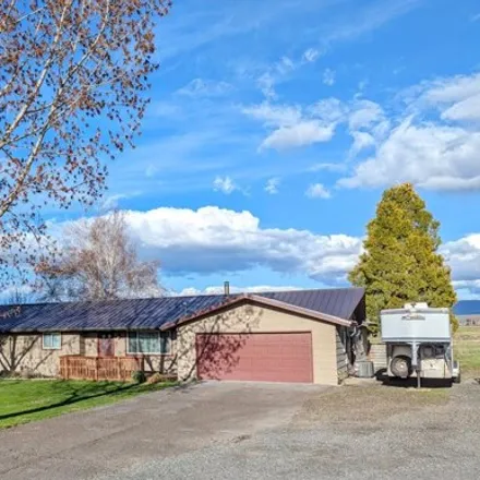 Buy this 3 bed house on Spring Lake Road in Klamath Falls, OR 97603