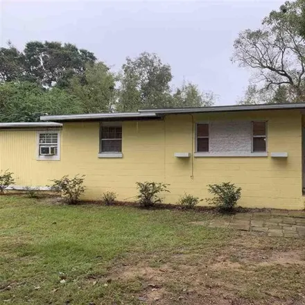 Rent this 4 bed house on 211 Edison Drive in Escambia County, FL 32505