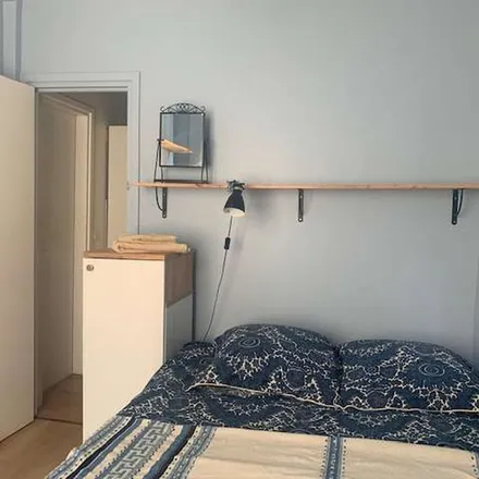 Rent this 3 bed apartment on 13 Rue de l'Espérance in 75013 Paris, France