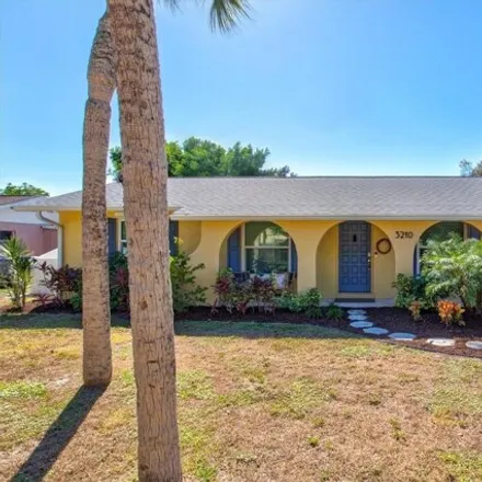 Rent this 3 bed house on 3210 Wood Street in Sarasota, FL 34237