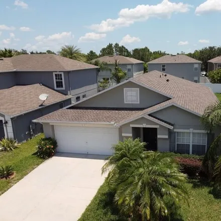 Rent this 4 bed house on 1545 Algonkin Loop in Orange County, FL 32828