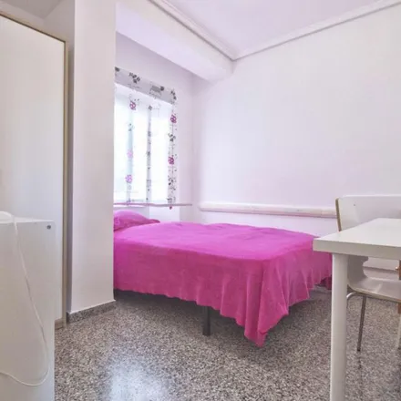 Image 4 - Carrer del Doctor Vicente Pallarés, 42, 46021 Valencia, Spain - Apartment for rent