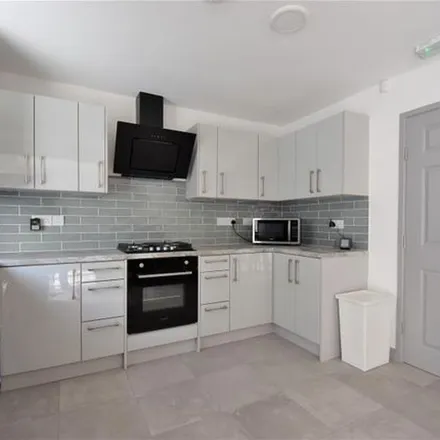 Image 3 - Cadnam Close, Harborne, B17 0QA, United Kingdom - Apartment for rent