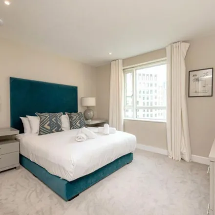 Image 2 - Westferry Circus, Canary Wharf, London, E14 8RP, United Kingdom - Apartment for rent