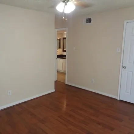 Image 7 - 12400 Overbrook Ln Apt 47c, Houston, Texas, 77077 - Condo for rent