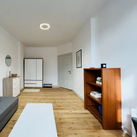Rent this 3 bed room on Jana Kilińskiego 6 in 61-531 Poznan, Poland
