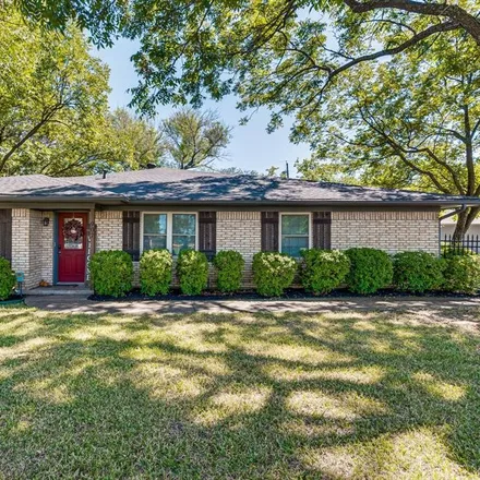 Image 4 - 901 Sunrise Avenue, Ennis, TX 75119, USA - House for sale