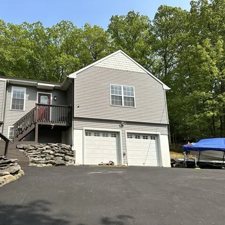 Rent this 4 bed house on 119 Hidden Valley Dr in Tafton, Pennsylvania