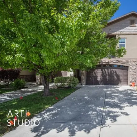 Buy this 3 bed house on 208 West 680 North in Centerville, UT 84014