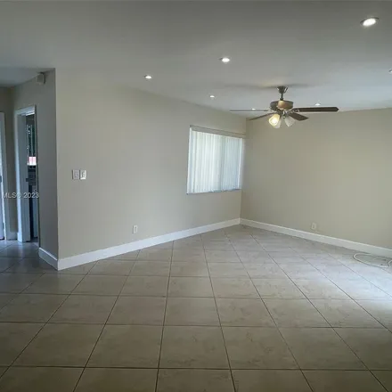 Image 7 - 5101 Southwest 40th Avenue, Playland Isles, Dania Beach, FL 33314, USA - Apartment for rent