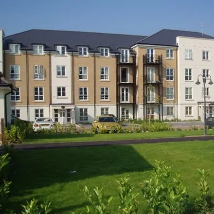 Rent this 2 bed apartment on unnamed road in Knaphill, GU21 2UE