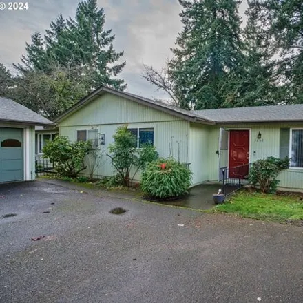 Buy this 1studio house on 3660 State Street in Salem, OR 97301