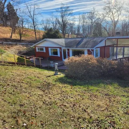 Buy this 3 bed house on 2886 Morrow Road in Cabell County, WV 25701