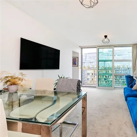 Image 2 - Warwick Building, 366 Queenstown Road, London, SW11 8PP, United Kingdom - Apartment for rent