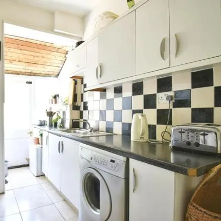 Image 3 - Penberth Road, London, SE6 1ET, United Kingdom - Townhouse for sale