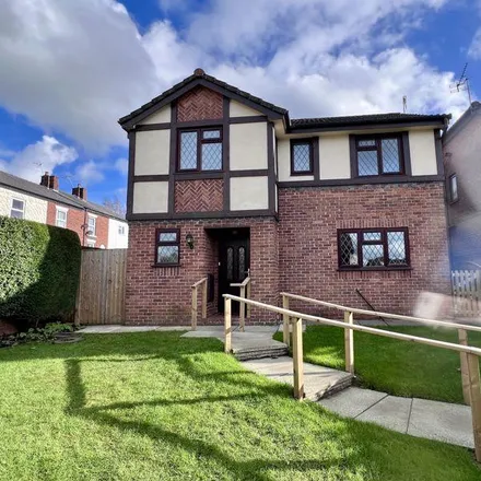 Rent this 4 bed house on 27 St. Peters Road in Congleton, CW12 3RE