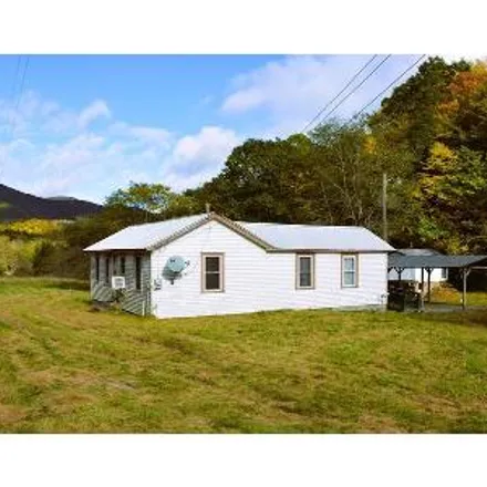 Buy this 3 bed house on East Nicholas Road in Hillsboro, Pocahontas County
