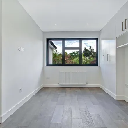 Image 9 - Humber Road, London, NW2 6DW, United Kingdom - Apartment for rent