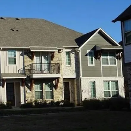 Buy this 3 bed townhouse on unnamed road in Towne Lake, TX 77433